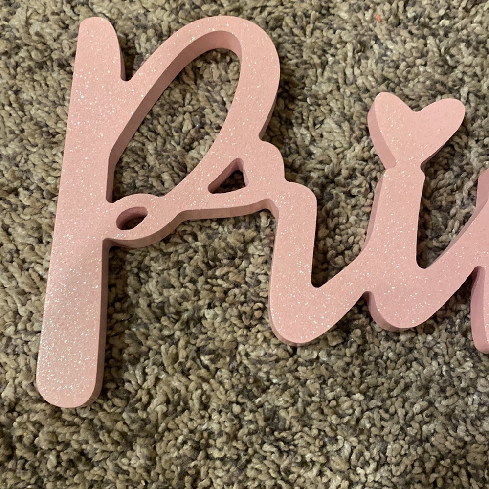 Princess sign - Picture 2 of 3